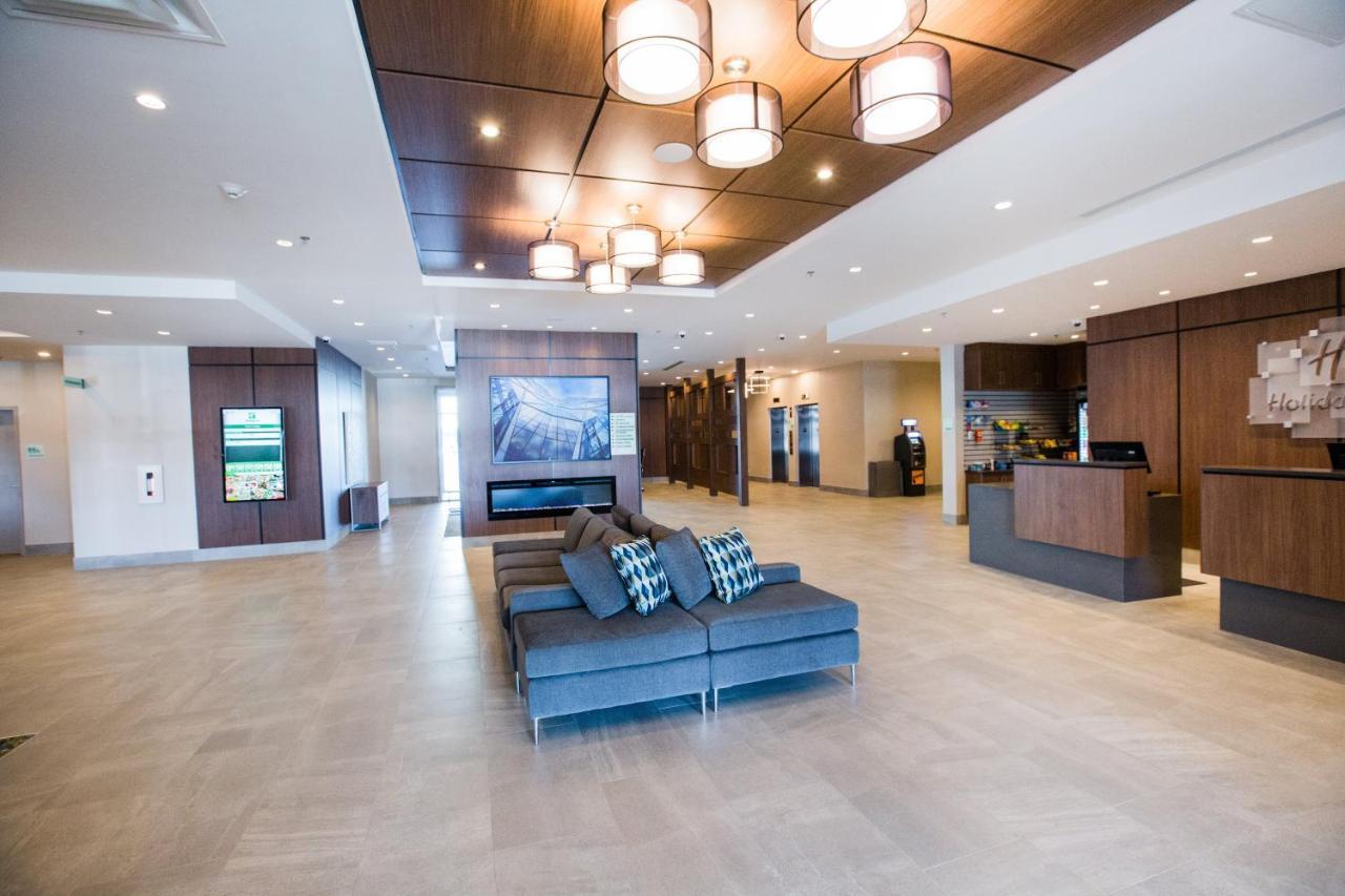 Holiday Inn Hotel & Suites Calgary South - Conference Ctr By Ihg Buitenkant foto