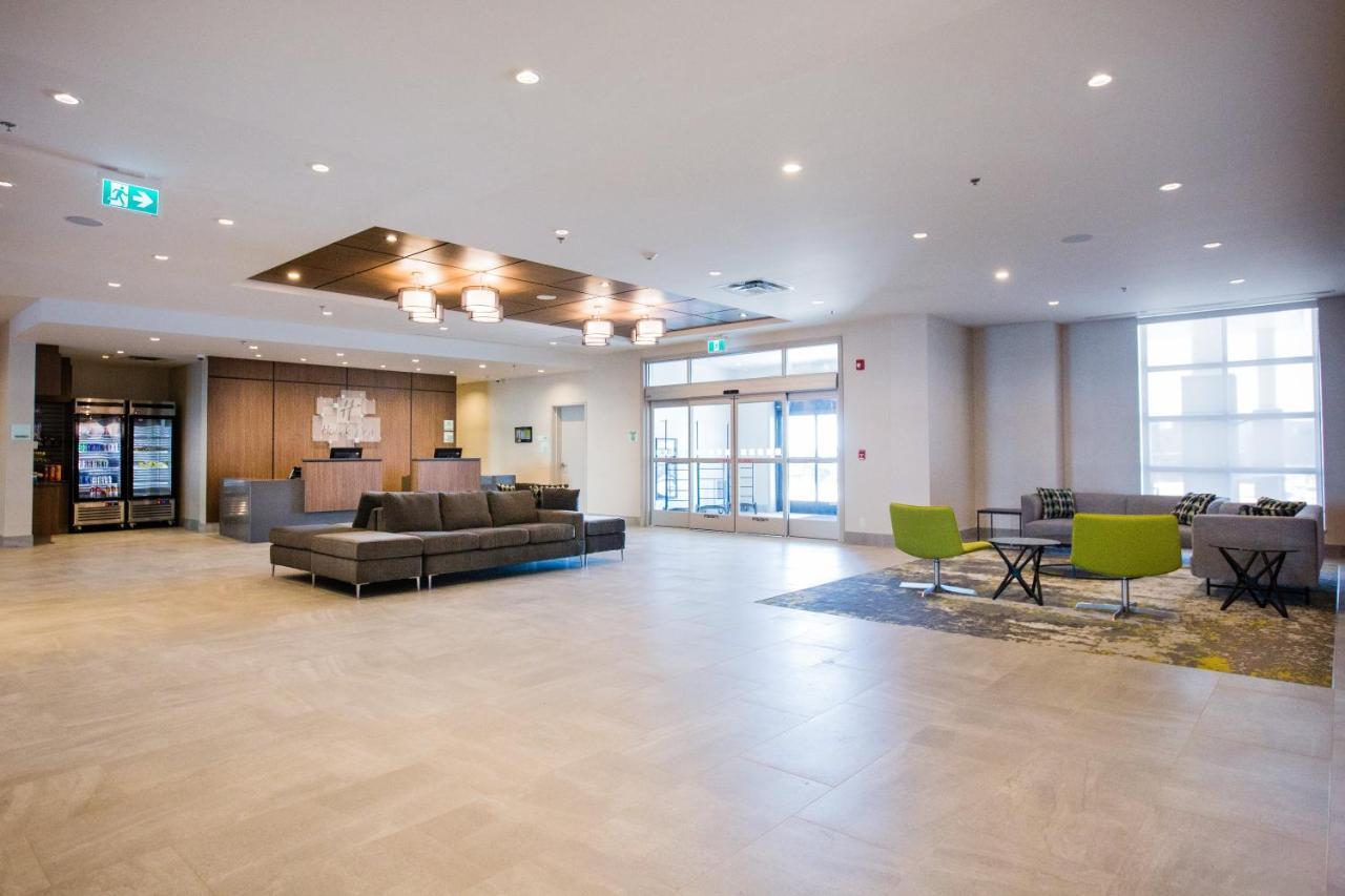 Holiday Inn Hotel & Suites Calgary South - Conference Ctr By Ihg Buitenkant foto